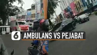 Viral Mobil Ambulans Ditahan Iring-Iringan Mobil Pejabat di Jalan