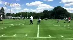 Jets rookie Wes Saxton's sleek one-handed catch - 2015 NFL Training Camp highlight