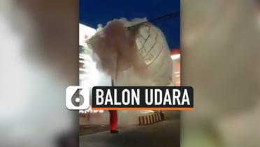 Balon Udara Tersangkut di Atas SPBU Sragen