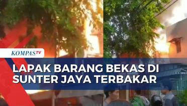 Kebakaran Lapak Barang Bekas di Sunter Jaya, 11 Unit Mobil Damkar Diterjunkan