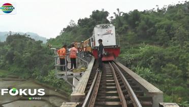 Kereta KPJR Anjlok, Jalur Jakarta Menuju Bandung Lumpuh hingga 5 Jam - Fokus Pagi