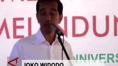 [Bintang] Saat Presiden Jokowi pernah mendapat peci Gus Dur