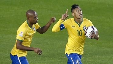 Atraksi Ajaib Neymar Bawa Brasil Menang Atas Peru di Copa America 2015