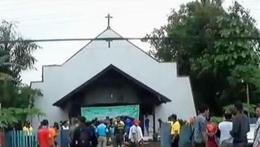 VIDEO: Warga Gotong Royong Bersihkan Gereja Oikumene Usai Ledakan