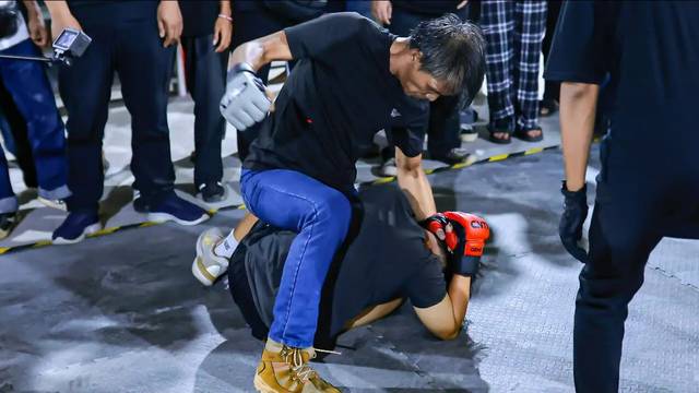 PERSAINGAN KAMPOENG JAWARA VS GENG ANACONDA - BHSF - STREET FIGHT