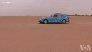 Adventurous Dutchman and His Electric Car Complete Historic 3-Year Journey