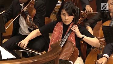 Istri Ahok Memainkan Cello bersama Twilite Orchestra di Konser Kemerdekaan 2017