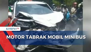 Diduga Hilang Kendali, Motor Tabrak Mobil Minibus di Tebet, Pengendara Motor Tidak Sadarkan Diri