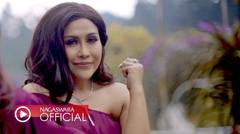 Ratu Meta - Rahasia Di Belakangku (Official Music Video NAGASWARA)