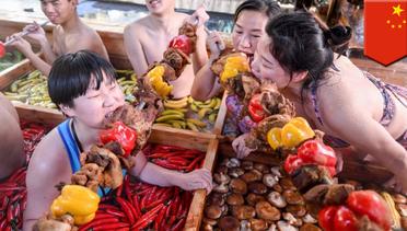 Hotpot manusia! Berendam sambil makan hotpot di hotel di Cina - TomoNews 