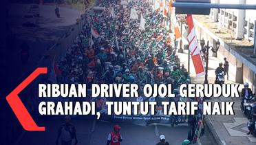 Demo Driver Ojol Longmarch Geruduk Grahadi Tuntut Kenaikan Tarif di Surabaya