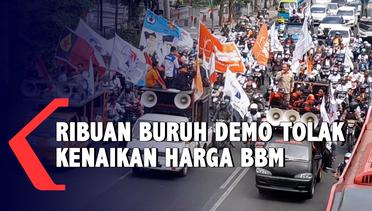 Demo Buruh Tolak Rencana Kenaikan BBM dan Revisi UMK 2022 di Surabaya