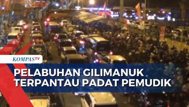 Antre Masuk Kapal, Mobil dan Sepeda Motor Padati Pelabuhan Gilimanuk Bali | 18 April 2023