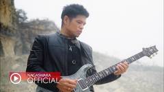Baim - Bertahan (Pop Music Video Official NAGASWARA)