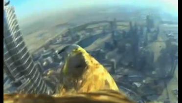 Pemandangan Menakjubkan Kota Dubai dari Sudut Pandang Elang Terbang