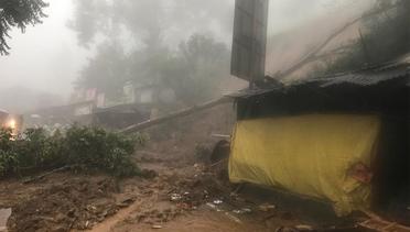 Momen Dramatis Banjir Jakarta dan Bogor Yang Direkam Netizen