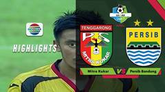 TIPISSSS!!! Freekick dari Bayu Pradana Hampir Saja Mengoyak Gawang Persib Bandung
