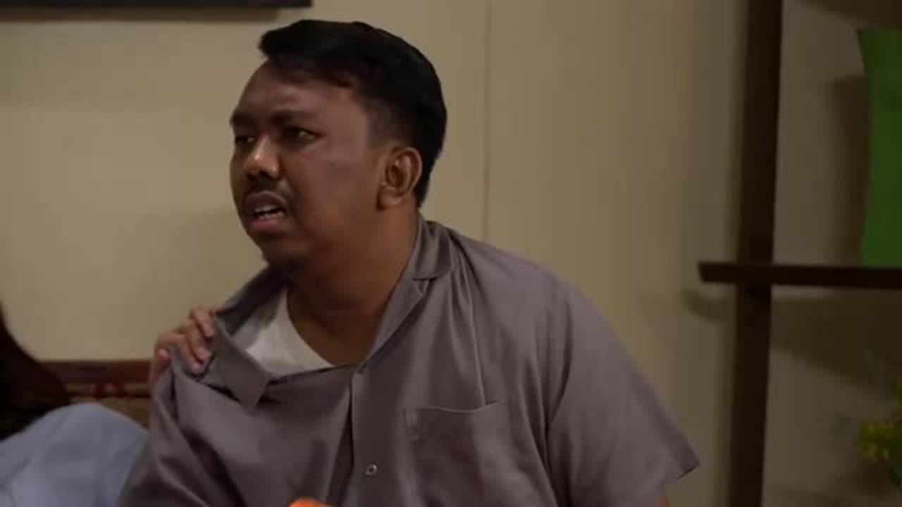 Xotin, er va dostning porno videolari