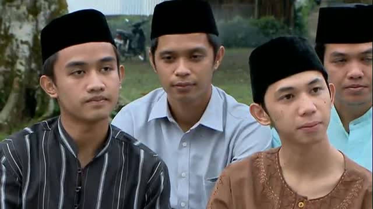 Nonton Sinetron Pesantren & Rock N Roll Episode 138 | Vidio