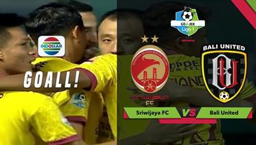 GOOOLL!! Blunder dari Novan Sasongko -Membuat Sriwijaya FC Unggul Cepat!