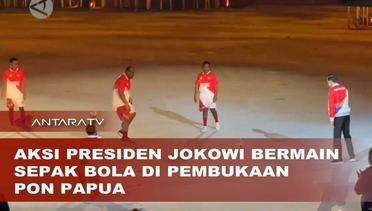 Aksi Presiden Jokowi bermain sepak bola di pembukaan PON Papua