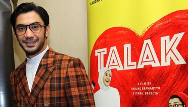 Cerita Reza Rahardian Persiapkan Diri Jadi Suami Bayaran di Film Talak 3
