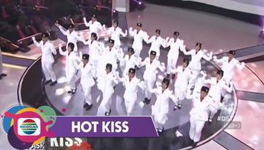 Hot Kiss - HEBOH! Para Paskibraka Hadir di D'Star dan Ajarkan Host Baris Berbaris