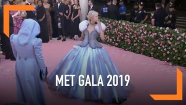 Gaun 'Bisa Menyala' Ala Zendaya di Met Gala 2019