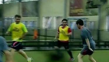 VIDEO: Baru 7 Menit Main Futsal, Jokowi Digantikan Menaker