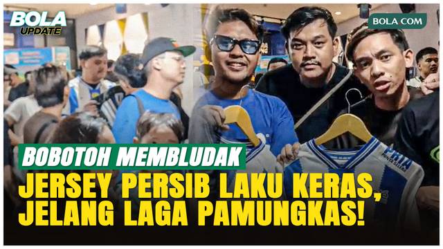 Antrean Mengular, Jersey Persib Diburu Bobotoh Sampai Wisatawan Singapura