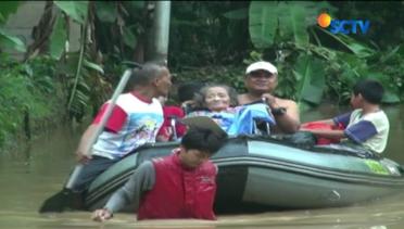 Penyelamatan Nenek dari Kepungan Banjir di Kampung Arus - Liputan6 Siang