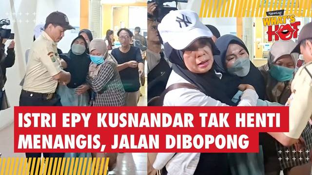 JALAN DIBOPONG, Istri Epy Kusnandar Tak Berhenti Menangis Saat Jemput Jenazah Suami