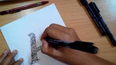 Menggabungkan lettering huruf A dengan Doodle art