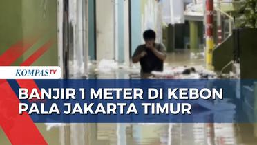 Banjir dengan Ketinggian 1 Meter Rendam Sejumlah Kawasan di Jakarta