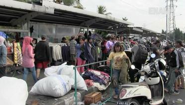 ENAM PLUS: Pasca-Kebakaran Pasar Senen, Pedagang Berjualan di Trotoar