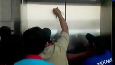 VIDEO: Urus Surat Pindah, Pasutri Terjebak Lift Balaikota Depok