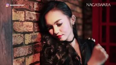 Yanti Yuri - Ayang Beip (Official Music Video NAGASWARA) #music