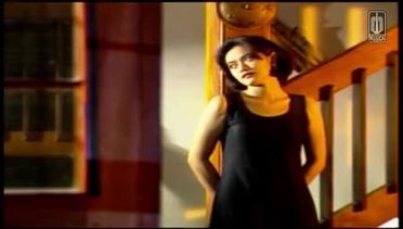 Diana Nasution - Benci Tapi Rindu (Karaoke Video)