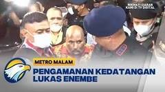 Kedatangan Lukas Enembe di Jakarta Dikawal Brimob