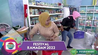 Pake Sarung Saling Tarik-Tarikan.. Belanja Ibu-Ibu Makin Brutal!! [Fesramart] | Festival Ramadan 2022