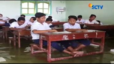 Siswa SMP di Lamongan Ujian Semester di Tengah Banjir  - Liputan6 Siang