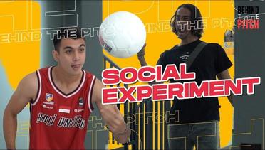 SOCIAL EXPERIMENT - Belum Latihan Kok Ada Gawang & Bola ? | Behind The Pitch