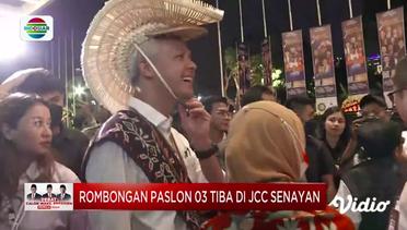 Unik!! Ganjar Pranowo Tiba Di Jcc Kenakan Pakaian Adat Khas Disambut Riuh Pendukung | Debat Calon Wakil Presiden 2024