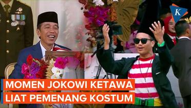 Jokowi Tertawa Lihat Orang Ini di Upacara Penurunan Bendera