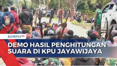 Potret Massa Demo Protes Hasil Penghitungan Suara di KPU Jayawijaya
