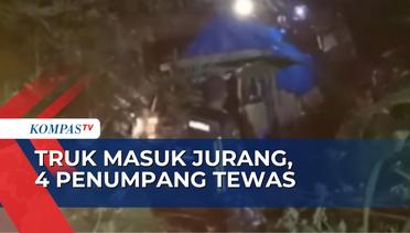Diduga Gagal Menanjak, Truk Terguling dan Masuk Jurang Sedalam 10 Meter di Banjarnegara