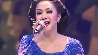 Dewi Gita ft Sundari Soekotjo - Yeng Ing Tawang Ono Lintang (D'T3rong Show 2)