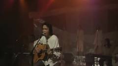 Chrisye - Anak Jalanan (Live Acoustic)
