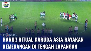 Ritual Kemenangan Pemain Indonesia U-16, Pelatih Bima Sakti Bawa Jersey Alm. Alfin | Fokus