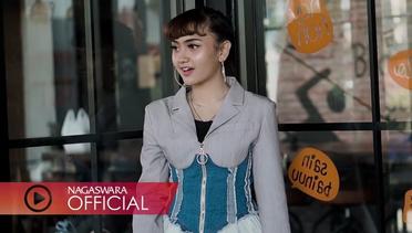 Jihan Audy - Sederhana Caraku Mencintaimu (Official Music Video NAGASWARA) #music